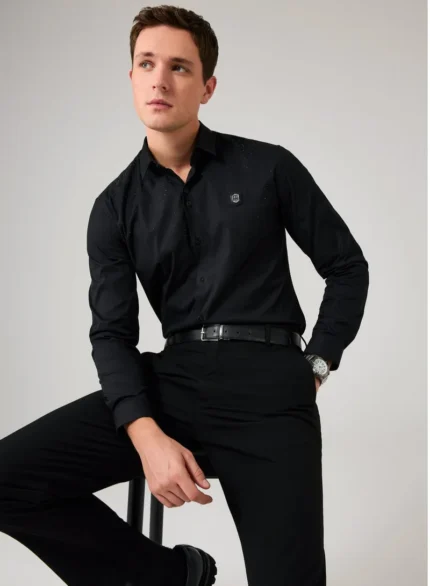 القميص الأسود ليلة النجوم