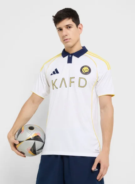 قميص النصر الثالث